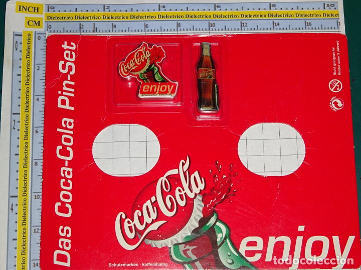 Coleccionismo de Coca-Cola y Pepsi: SET 2 PINS DE COCA COLA. BOTELLA - Foto 1