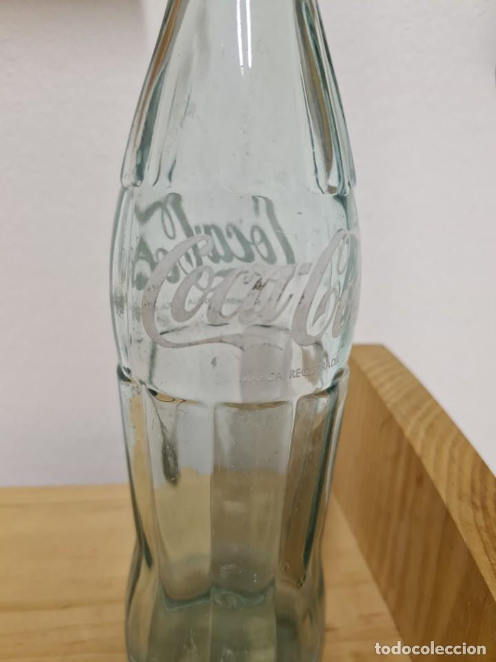 Coleccionismo de Coca-Cola y Pepsi: Botella Coca-Cola vac&iacute;a - Foto 2