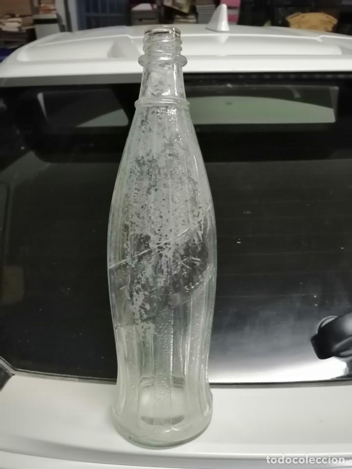 Sammeln von Coca-Cola und Pepsi: BOTELLA GASEOSA TORRENS SELECTA LETRAS EN RELIEVE