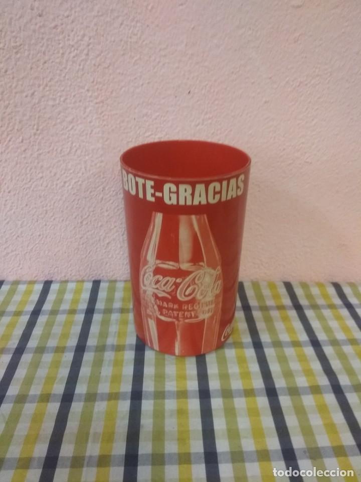 Collecting of Coca-Cola and Pepsi: Bote de coca cola en pl&aacute;stico duro antiguo