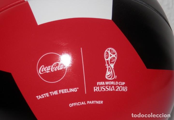Coleccionismo de Coca-Cola y Pepsi: LATA EN FORMA DE BALON DE LA MARCA COCA-COLA - Foto 3