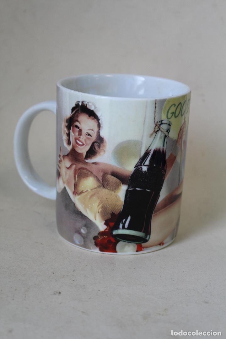 Collecting of Coca-Cola and Pepsi: coccola// jarra ceramica