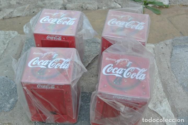 Collecting of Coca-Cola and Pepsi: SERVILLETEROS DE COCACOLA