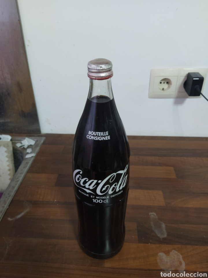 Coleccionismo de Coca-Cola y Pepsi: Botella Coca cola 100 cl extranjera - Foto 1