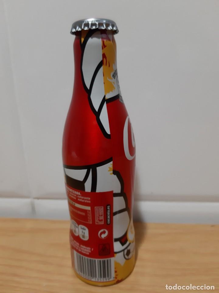 Coleccionismo de Coca-Cola y Pepsi: BOTELLIN DE ALUMINIO DE COCA COLA. - Foto 2