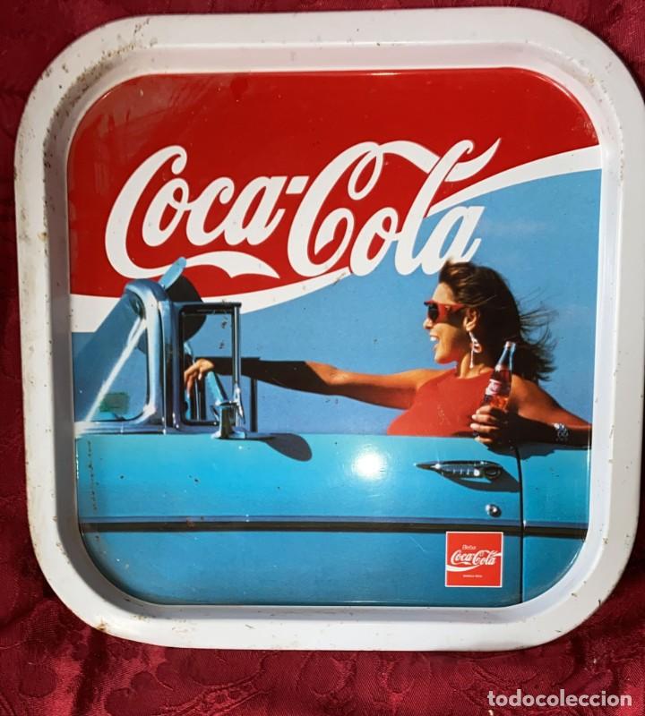 Sammeln von Coca-Cola und Pepsi: BANDEJA ANTIGUA MET&Aacute;LICA PUBLICIDAD COCA COLA DE 35 X 35 CMS.