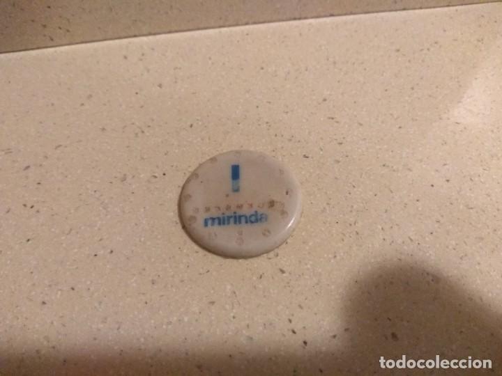 Collectionnisme de Coca-Cola et Pepsi: Antiguo plastico chapa Mirinda Letra I