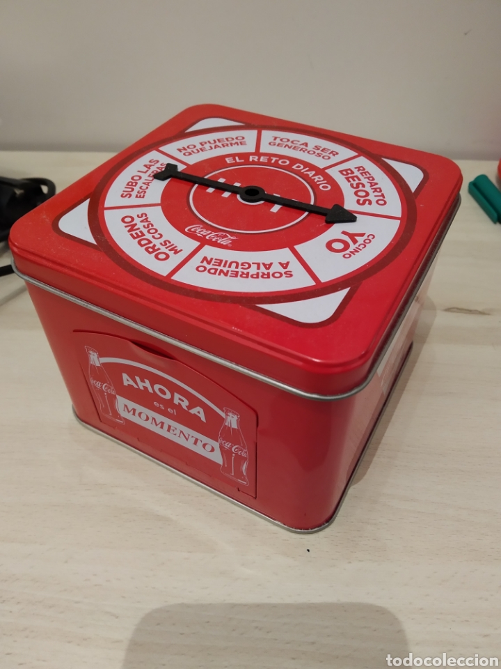 Collecting of Coca-Cola and Pepsi: caja metalica coca cola