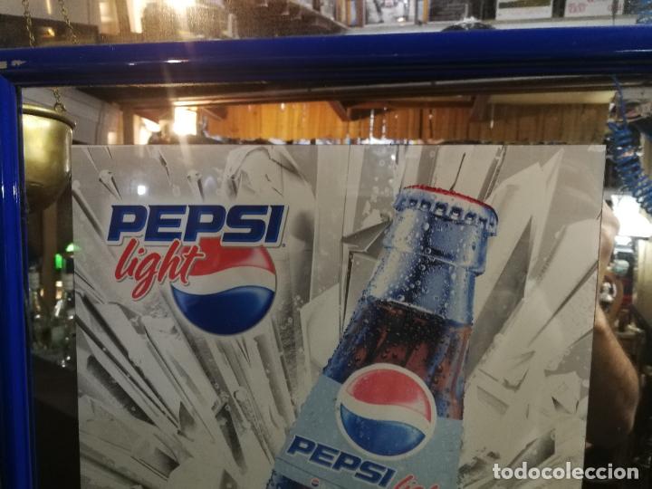 Coleccionismo de Coca-Cola y Pepsi: BOTITO ESPEJO DE BAR DE PEPSI COLA - Foto 7