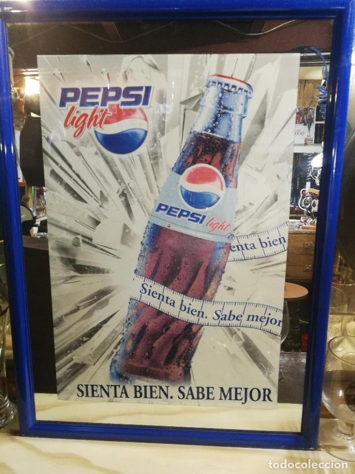 Coleccionismo de Coca-Cola y Pepsi: BOTITO ESPEJO DE BAR DE PEPSI COLA - Foto 1