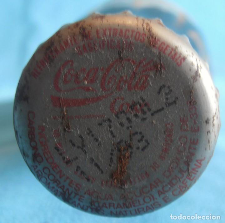 Coleccionismo de Coca-Cola y Pepsi: BOTELLA DE COCA COLA , LLENA , - Foto 4