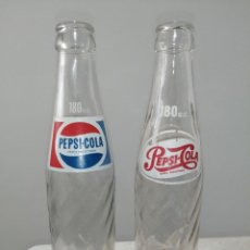 Coleccionismo de Coca-Cola y Pepsi: 2 ANTIGUAS BOTELLAS DE REFRESCO PEPSI COLA 18 CL 180 CC