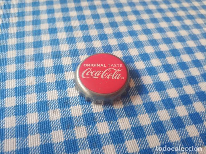 Collecting of Coca-Cola and Pepsi: Chapa Coca Cola 1 UK (DAP)