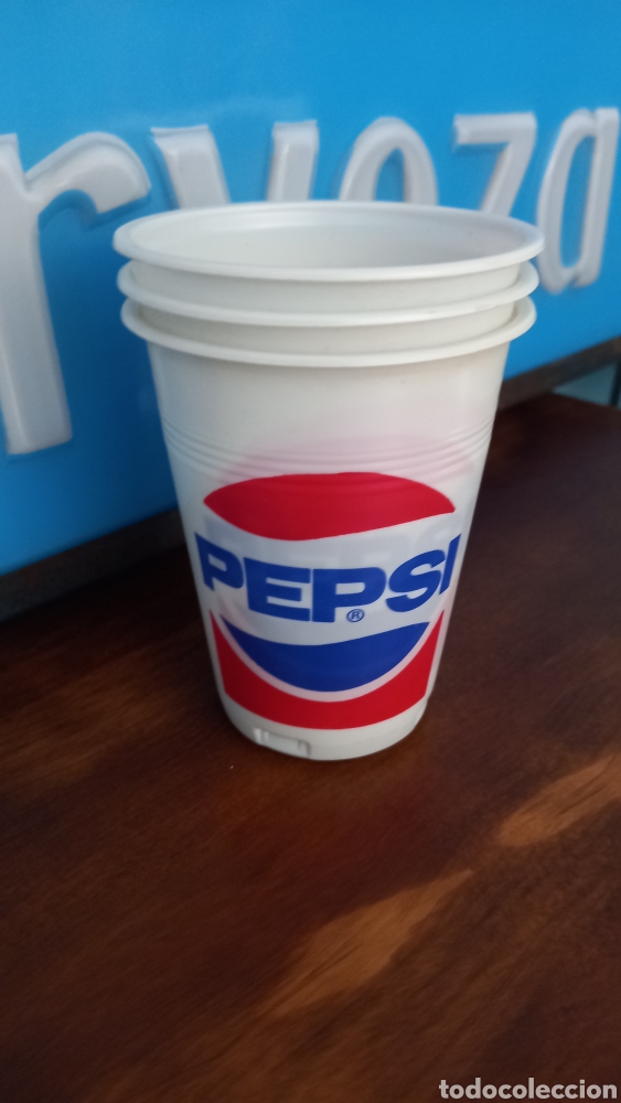 Collecting of Coca-Cola and Pepsi: Vaso de pepsi a&ntilde;os 70 pl&aacute;stico