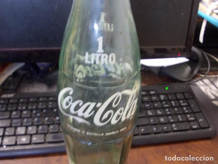 Coleccionismo de Coca-Cola y Pepsi: Botella serigrafiada Coca Cola un litro - Foto 3