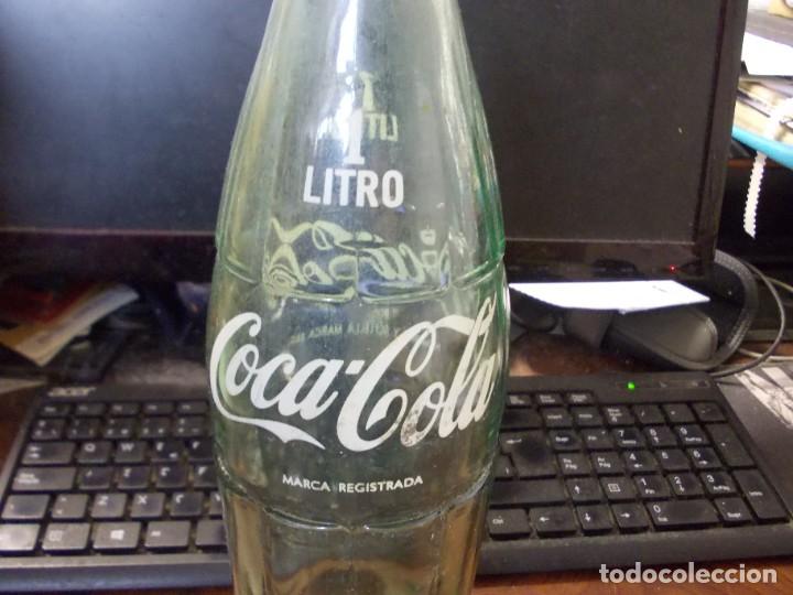 Coleccionismo de Coca-Cola y Pepsi: Botella serigrafiada Coca Cola un litro - Foto 4