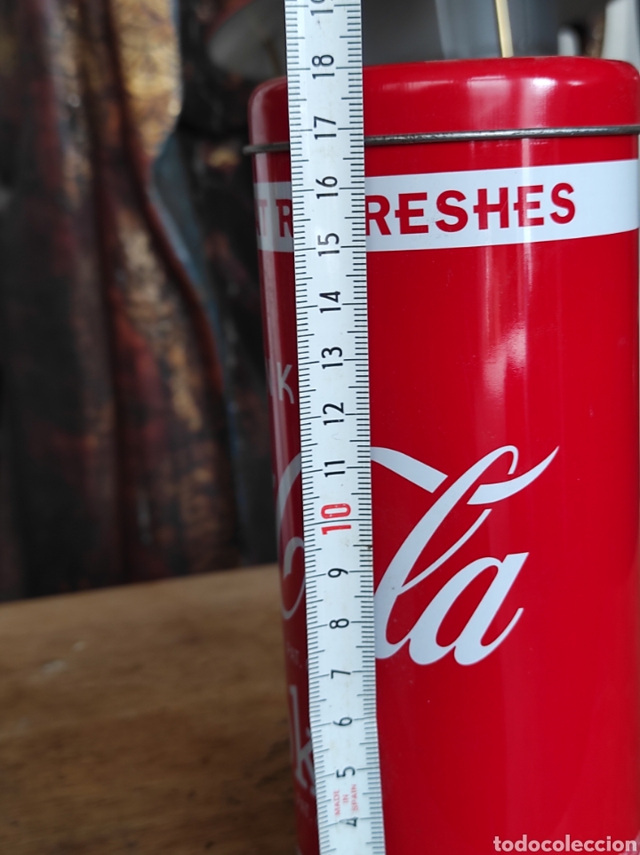 Coleccionismo de Coca-Cola y Pepsi: Bote de metal Coca-Cola - Foto 4