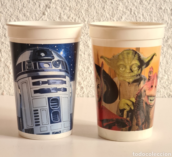 Coleccionismo de Coca-Cola y Pepsi: 2 Vasos de Star Wars promoci&oacute;n KFC Kentucky Fried Chicken Pepsi Cola - R2 D2 Jedi - Guerra Galaxias