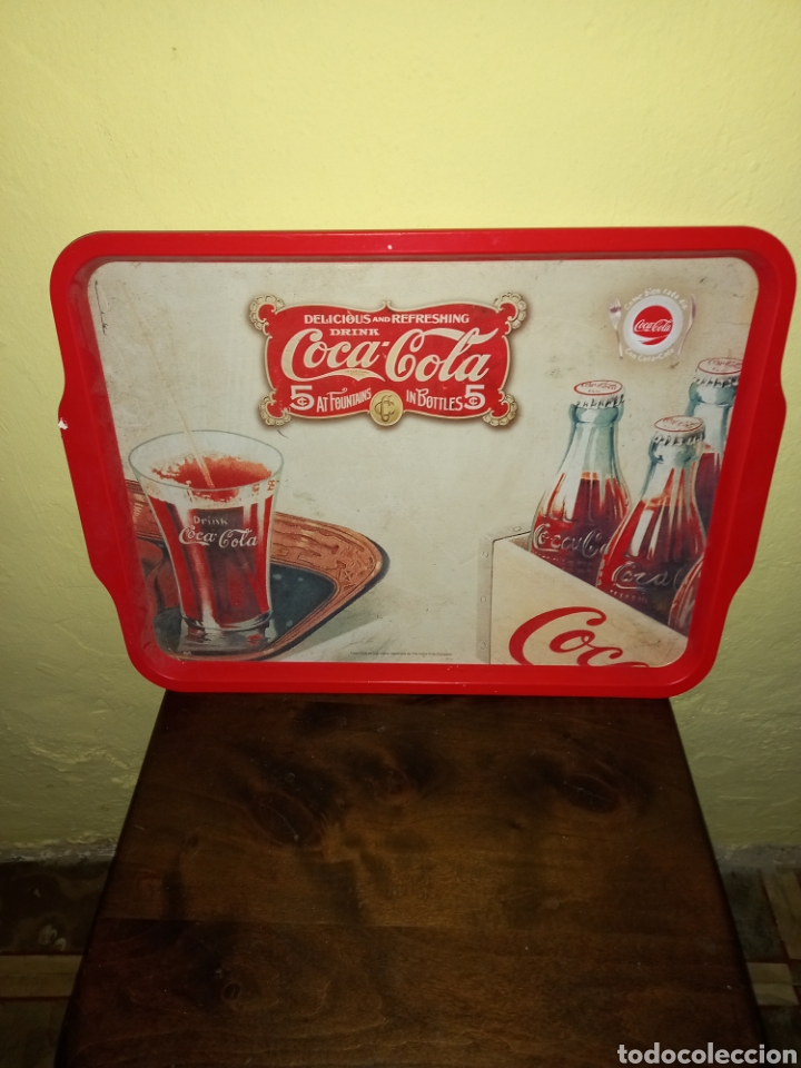 Collecting of Coca-Cola and Pepsi: Bandeja coca cola