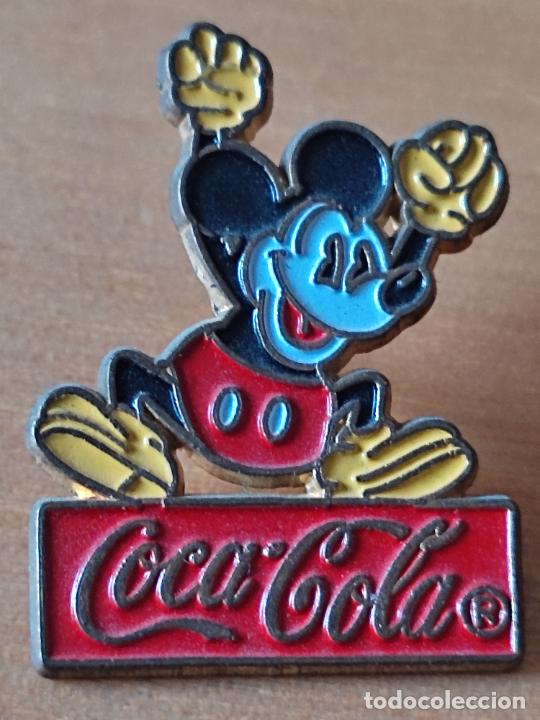 Collecting of Coca-Cola and Pepsi: COCA COLA PIN PINCHO MICKEY 2,7 CM ALTO PINTURA LACADA