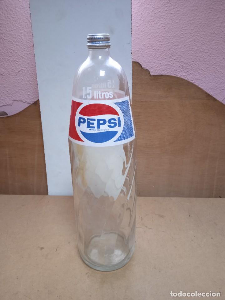 Collecting of Coca-Cola and Pepsi: Botella antigua de coca cola