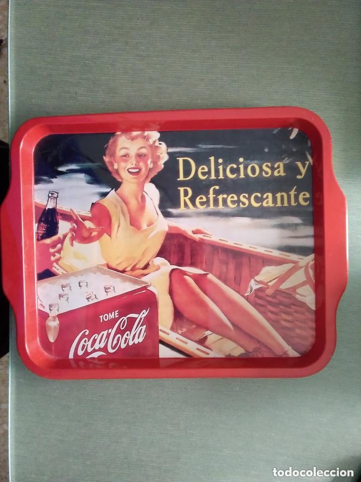 Collecting of Coca-Cola and Pepsi: BANDEJA METALICA COCA-COLA