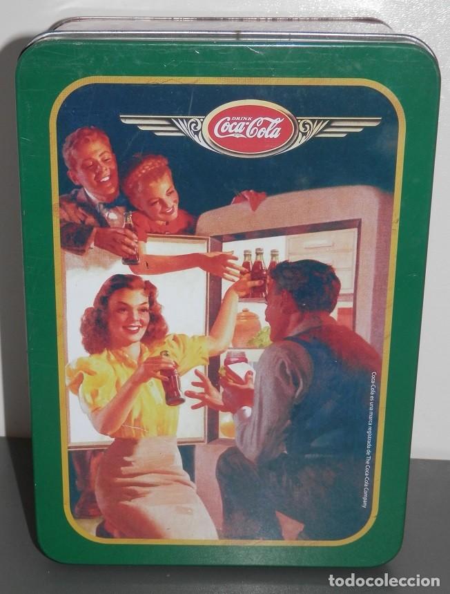 Collecting of Coca-Cola and Pepsi: UNA CAJA COCA COLA