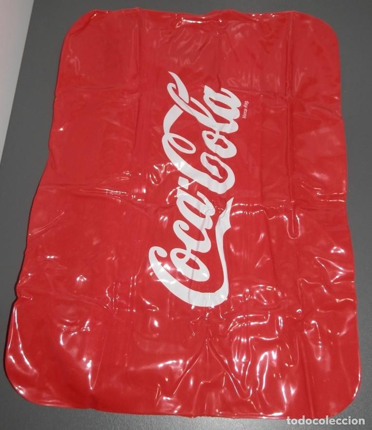 Coleccionismo de Coca-Cola y Pepsi: UNA -ALMOADA INFLABLE COCA COLA - Foto 1