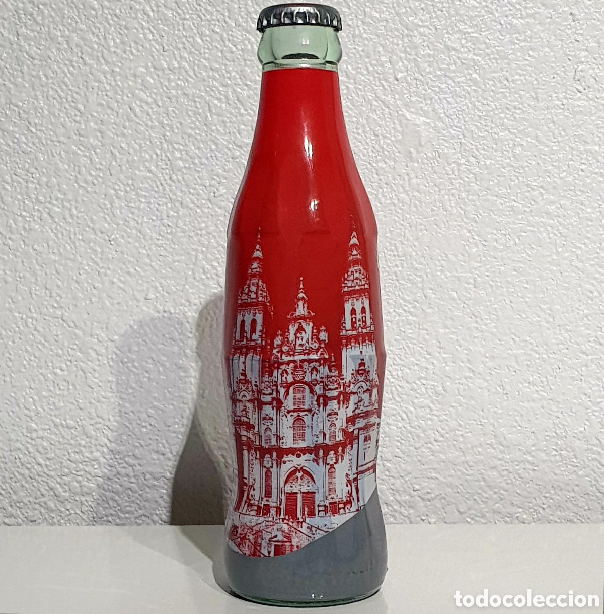 Coleccionismo de Coca-Cola y Pepsi: Botella Coca Cola - Espa&ntilde;a - Edici&oacute;n Limitada - Santiago De Compostela - 800 Aniversario - (Llena)