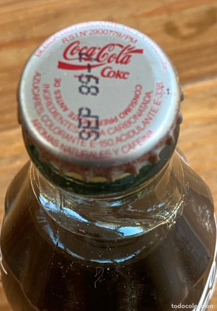 Coleccionismo de Coca-Cola y Pepsi: BOTELLA DE COCA-COLA, SIN ABRIR, 19CL. MIDE 20 CMS. - Foto 2