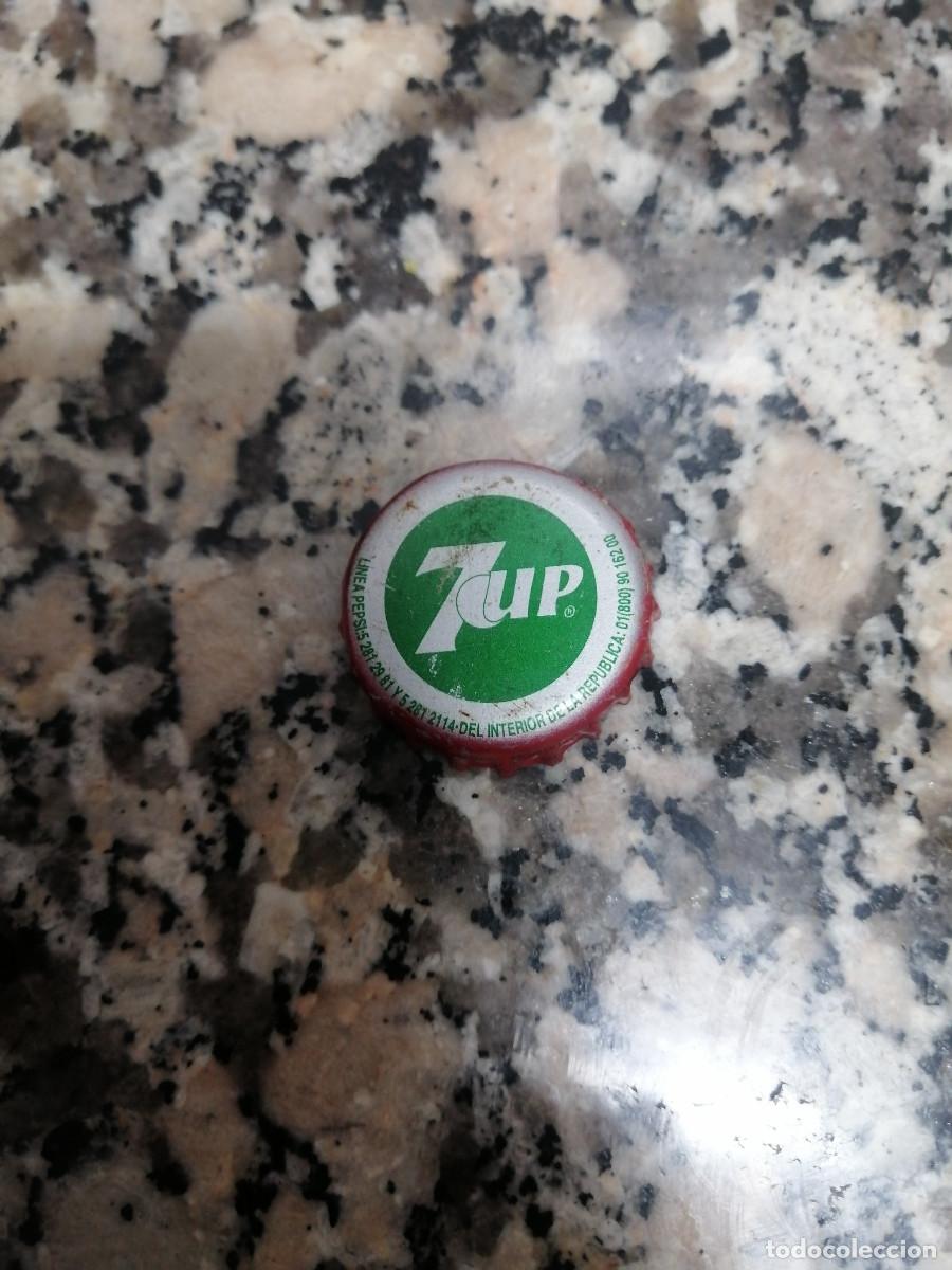 Collectionnisme de Coca-Cola et Pepsi: CHAPA CORONA 7 UP.