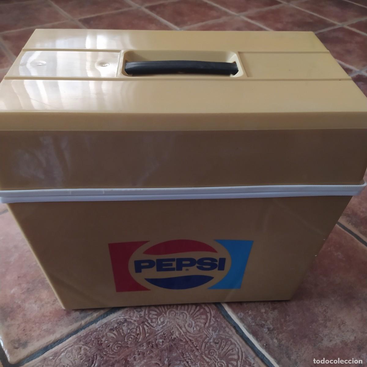 Coleccionismo de Coca-Cola y Pepsi: Nevera vintage pepsi - Foto 2