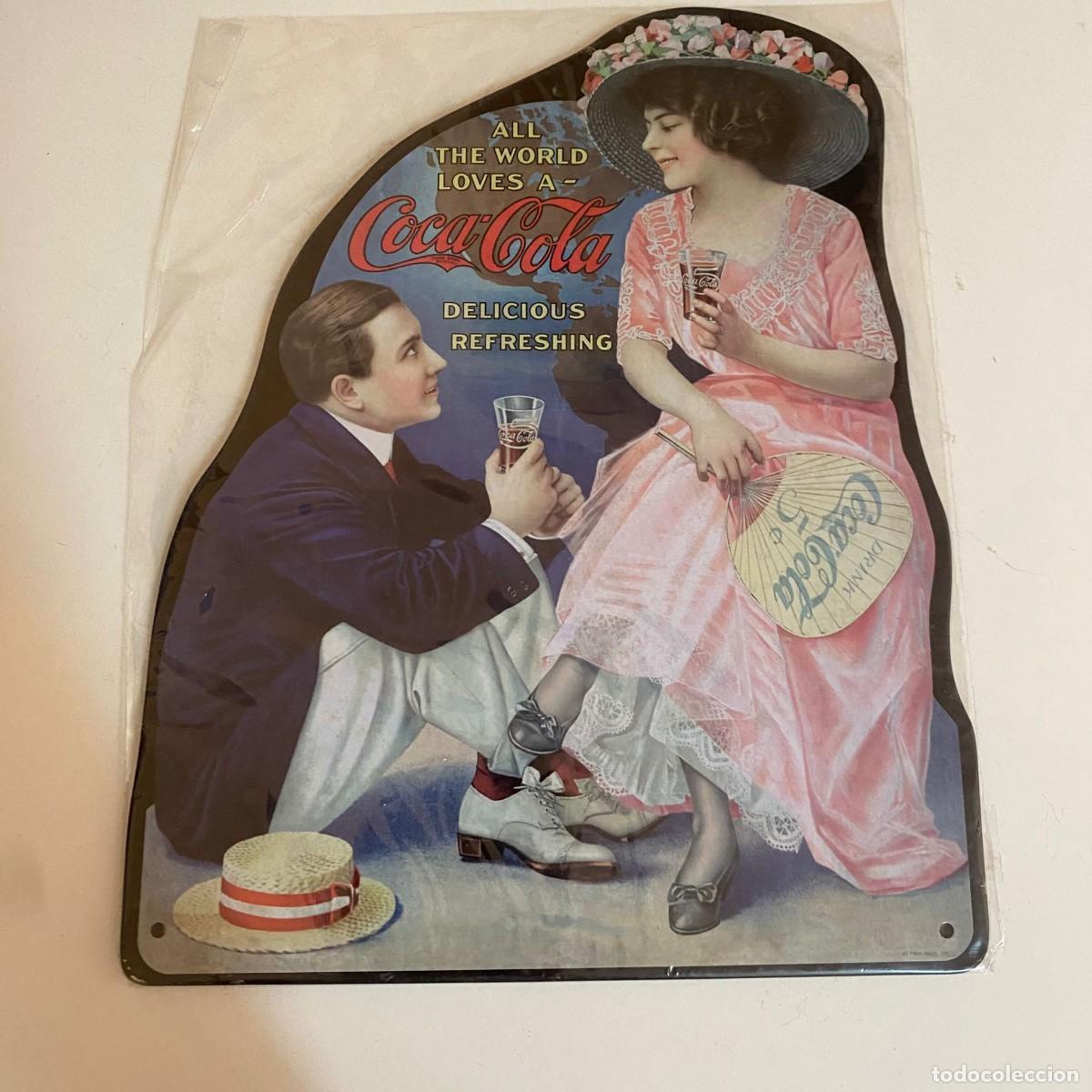 Collecting of Coca-Cola and Pepsi: CHAPA R&Eacute;PLICA DE ANTIGUO ANUNCIO COCA-COLA, ALL THE WORLD LOVES A - COCA COLA.