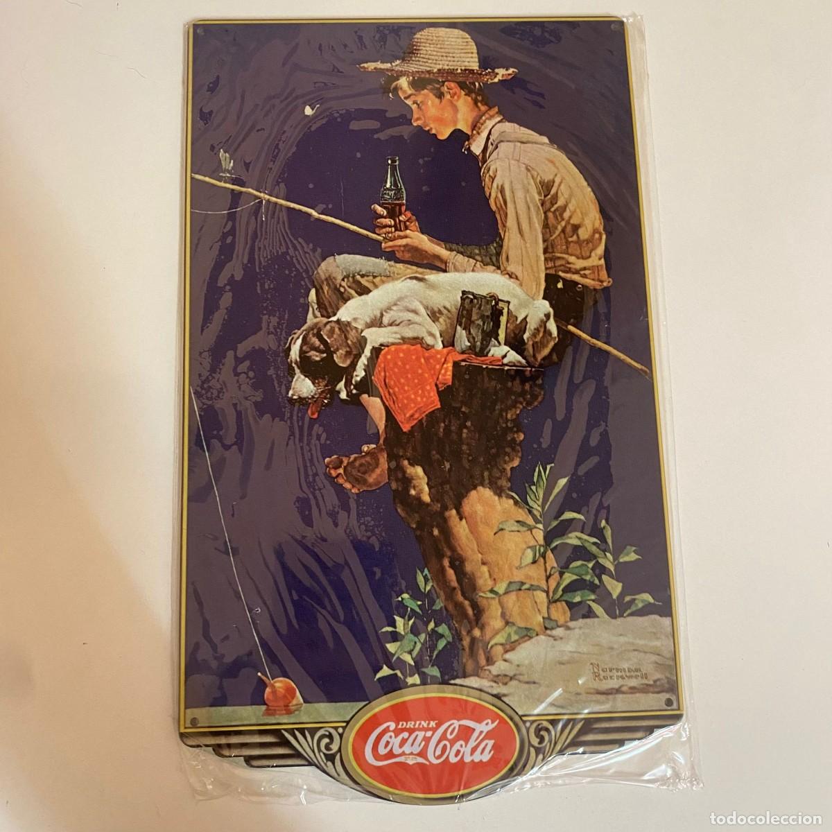 Collecting of Coca-Cola and Pepsi: CHAPA R&Eacute;PLICA DE ANTIGUO ANUNCIO COCA-COLA, NI&Ntilde;O PESCANDO CON UN PERRO.
