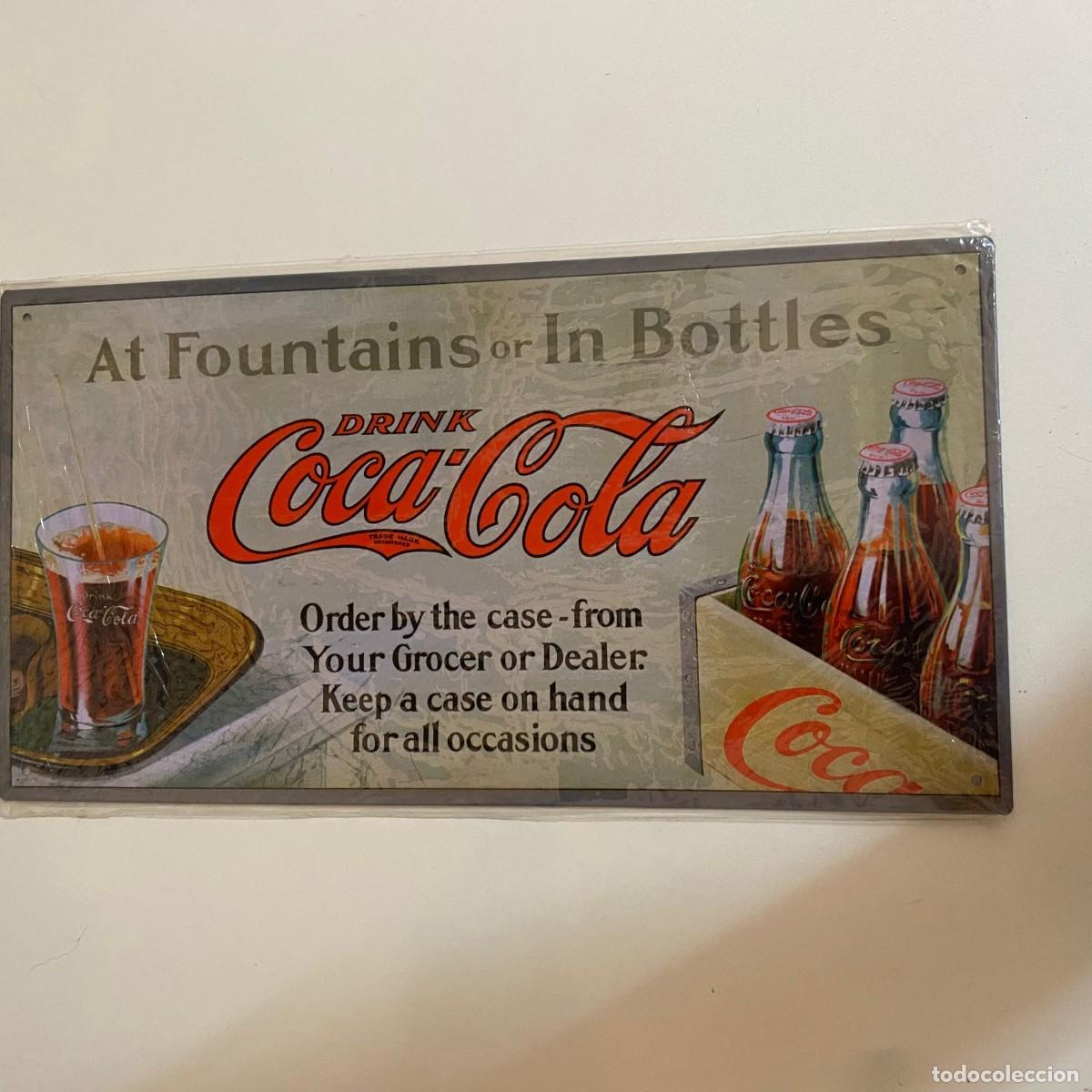 Collecting of Coca-Cola and Pepsi: CHAPA R&Eacute;PLICA DE ANTIGUO ANUNCIO COCA-COLA, AT FOUNTAINS OR IN BOTTLES.