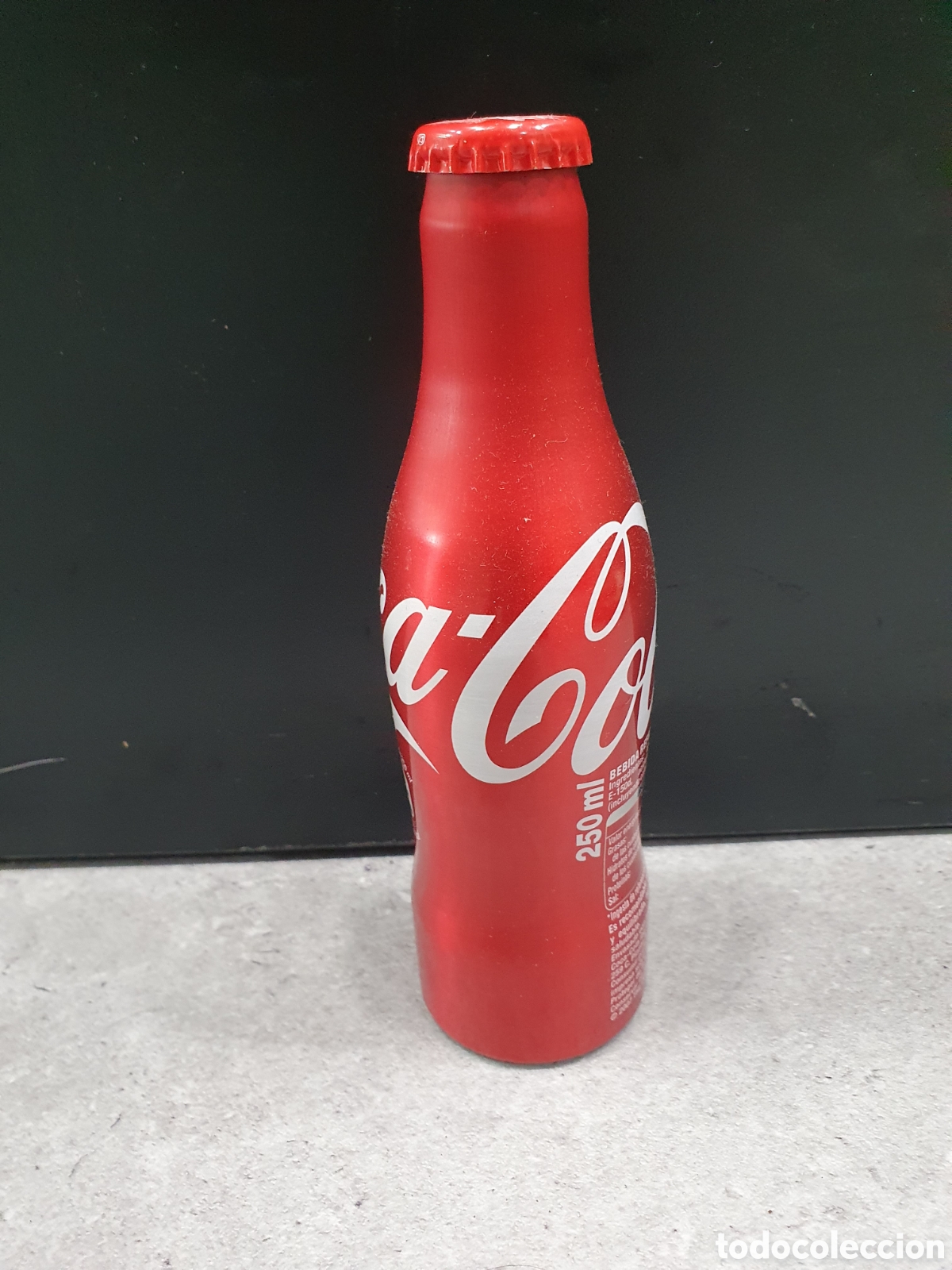 Coleccionismo de Coca-Cola y Pepsi: Botella Coca Cola aluminio edici&oacute;n limitada. (L4) - Foto 4