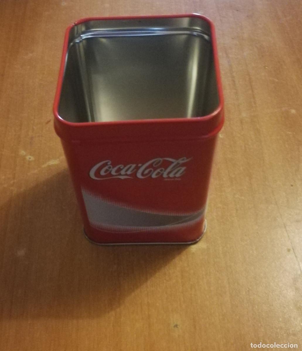 Coleccionismo de Coca-Cola y Pepsi: bote cocacola de laton - Foto 3