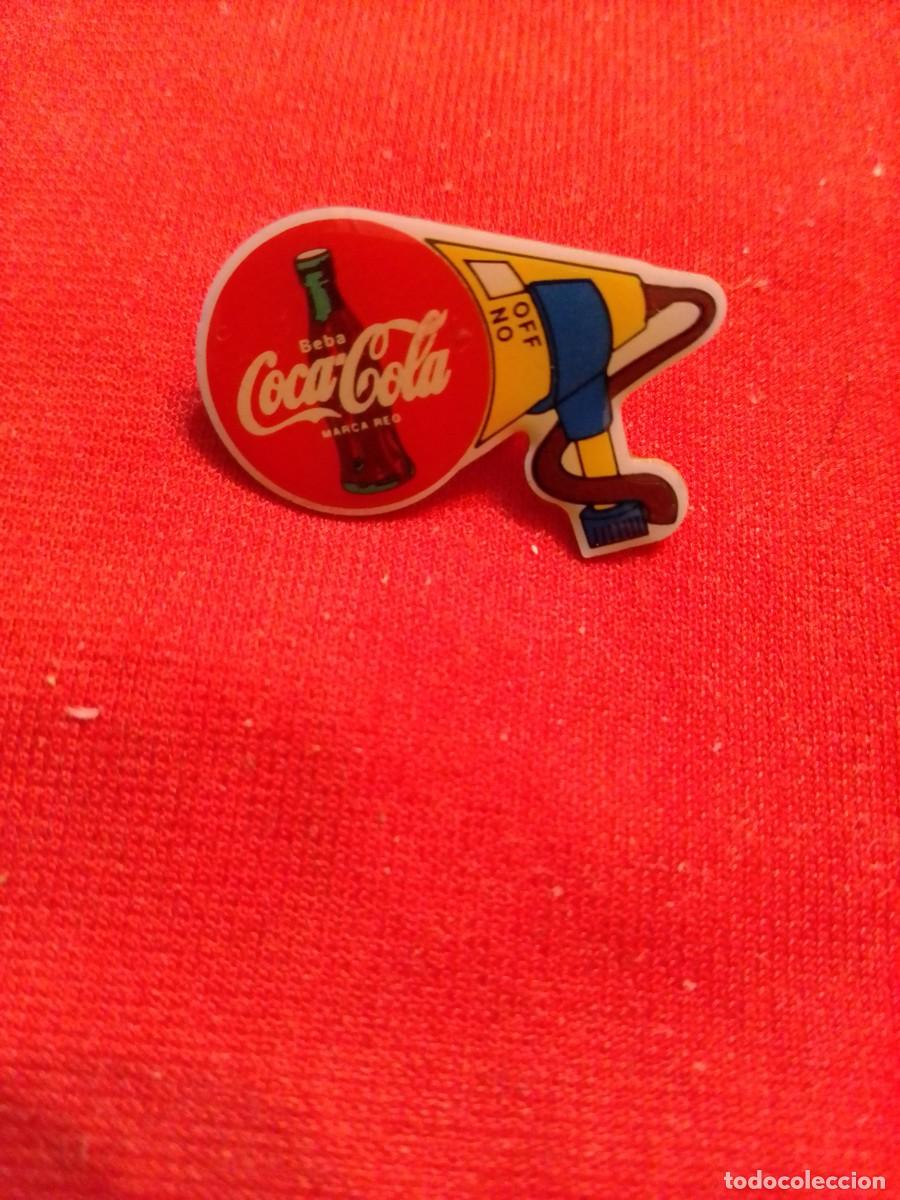 Coleccionismo de Coca-Cola y Pepsi: PINS COCA COLA FOCO LUCES - Foto 1