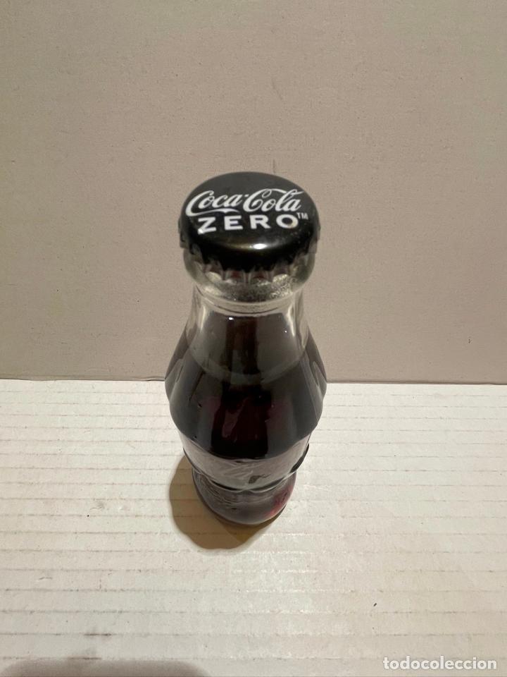 Coleccionismo de Coca-Cola y Pepsi: Botella de COCA COLA 200 ml - Foto 3