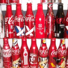 Coleccionismo de Coca-Cola y Pepsi: COCA COLA GRAN COLECCION DE 21 BOTELLAS DE ESPAÑA BOTELLA DE ALUMINIO SPAIN SIN ABRIR LLENAS BOTELLA