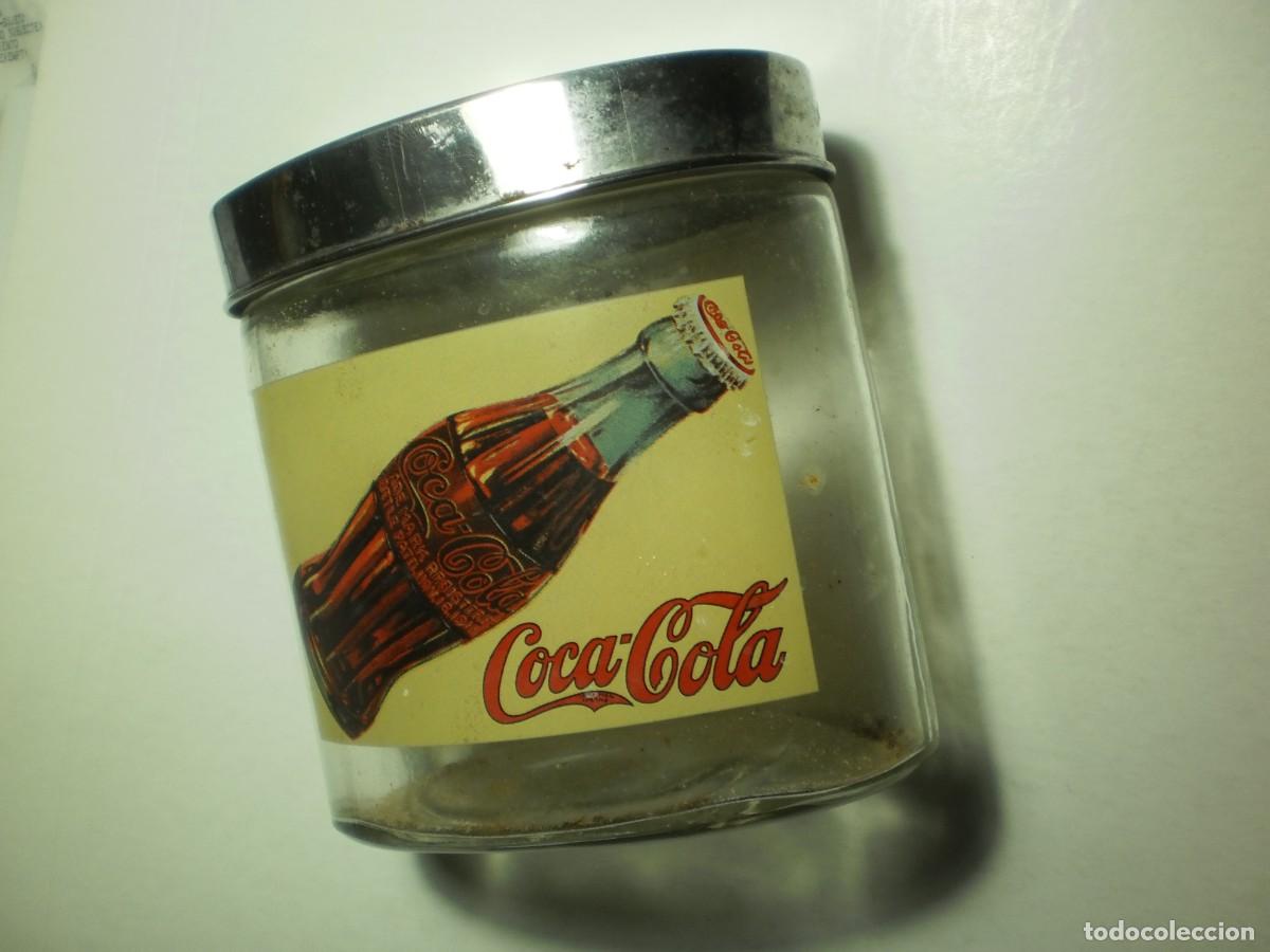 Colecionismo de Coca-Cola e Pepsi: tarro de cristal coca-cola 13x13 cm altura y largura. 8 cm de anchura, tapa met&aacute;lica (buen estado)