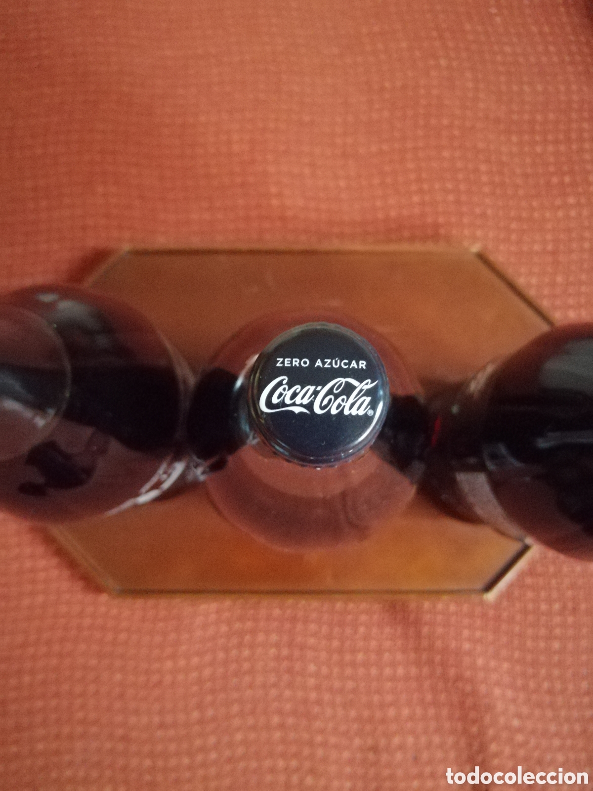Coleccionismo de Coca-Cola y Pepsi: 3 BOTELLAS DE COCA-COLA - Foto 4