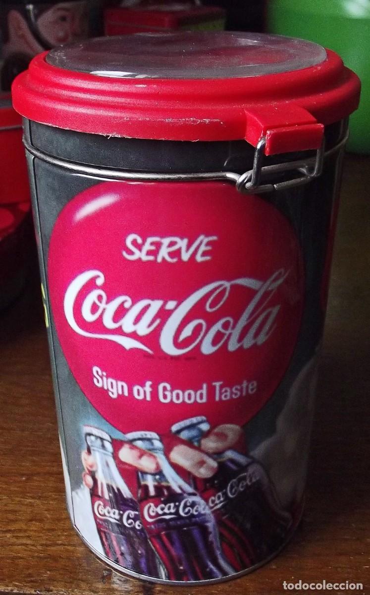 Coleccionismo de Coca-Cola y Pepsi: Lote de latas de Coca-Cola - Foto 1