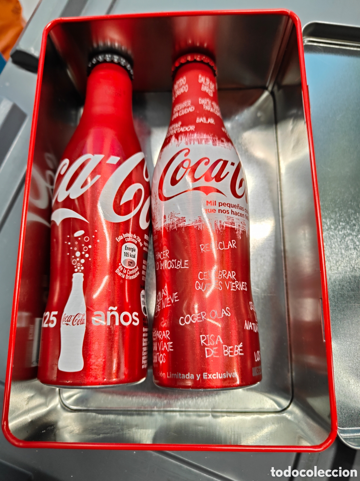Coleccionismo de Coca-Cola y Pepsi: 2 botellas y lata colecci&oacute;n Coca Cola - Foto 1