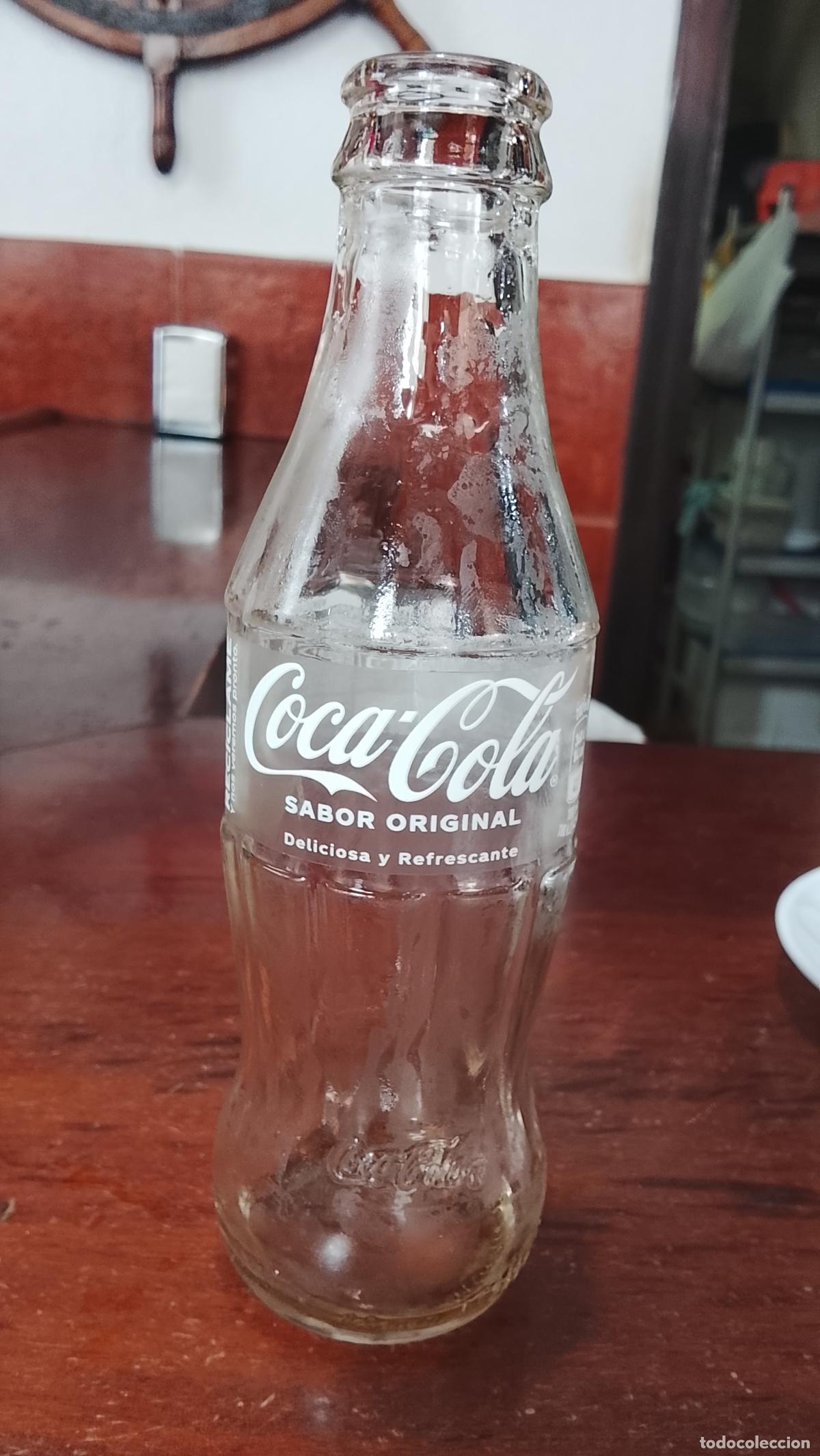 Coleccionismo de Coca-Cola y Pepsi: Botell&iacute;n de Coca-Cola formando reducido - Foto 1