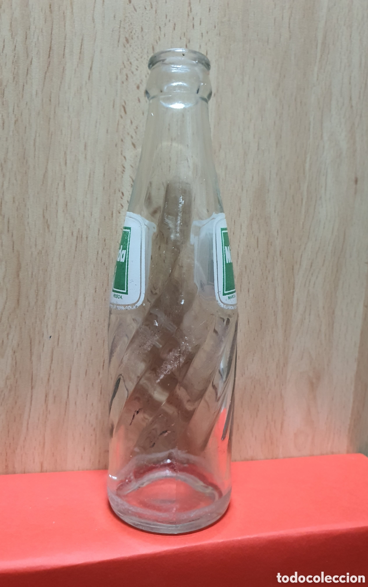 Coleccionismo de Coca-Cola y Pepsi: Antigua botella de Mirinda - Foto 2