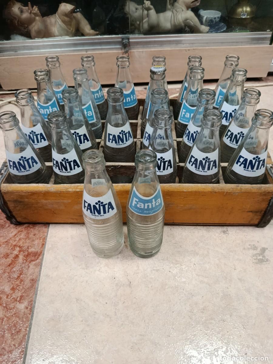 Coleccionismo de Coca-Cola y Pepsi: Caja de madera con botellas de Fanta,a&ntilde;os 70