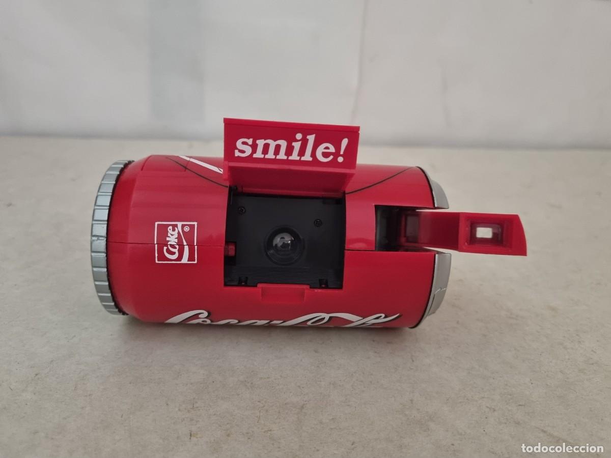 Coleccionismo de Coca-Cola y Pepsi: Camara de fotos en forma de ls de coca-cola