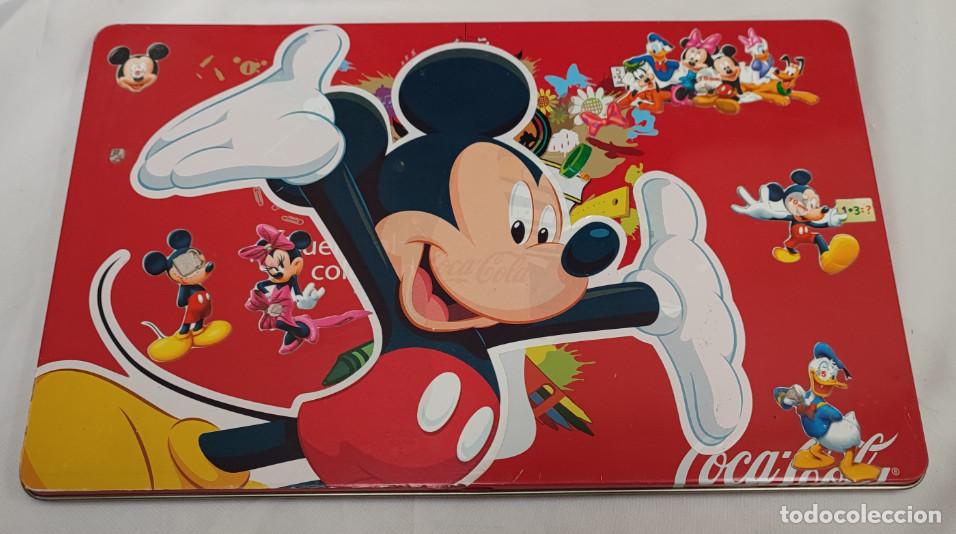 Coleccionismo de Coca-Cola y Pepsi: ESTUCHE DE CHAPA CON LAPICES DE COLORES MICKEY MINNIE ETC. COCA COLA, RARO, 30 X 19 CM