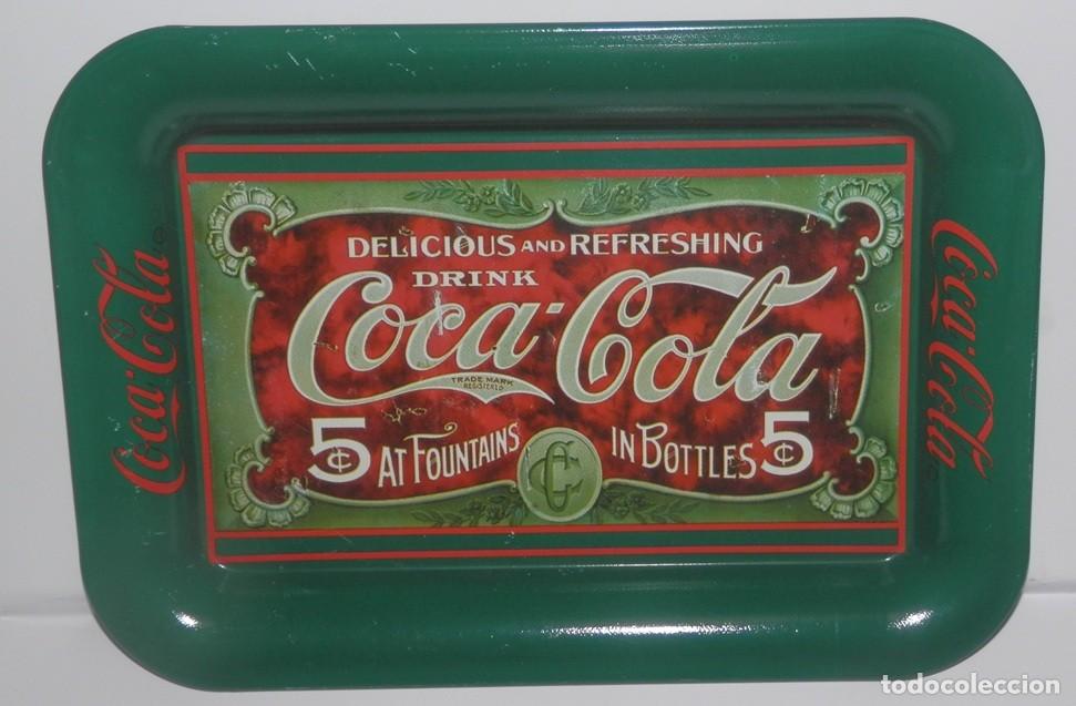 Coleccionismo de Coca-Cola y Pepsi: PEQUE&Ntilde;A BANDEJA DE LA COCA-COLA